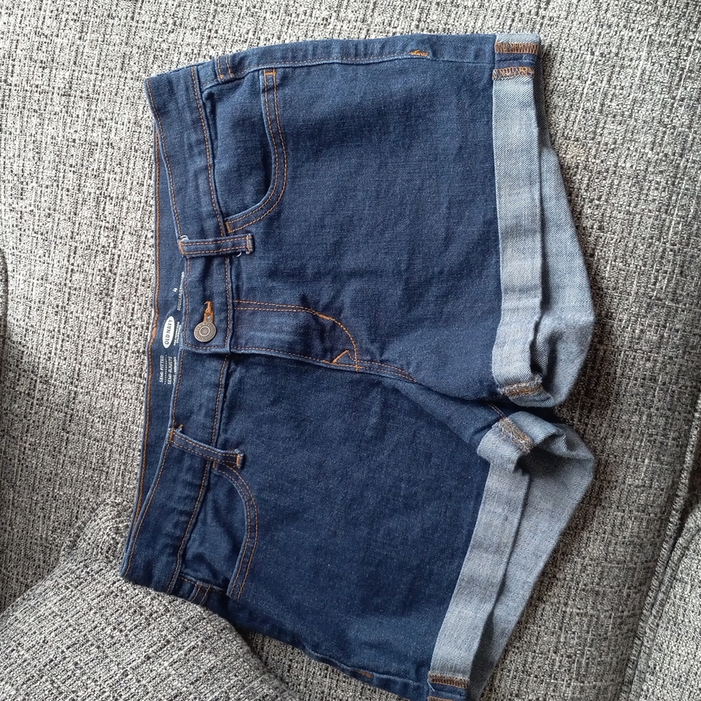 Old Navy blue denim shorts sz 4